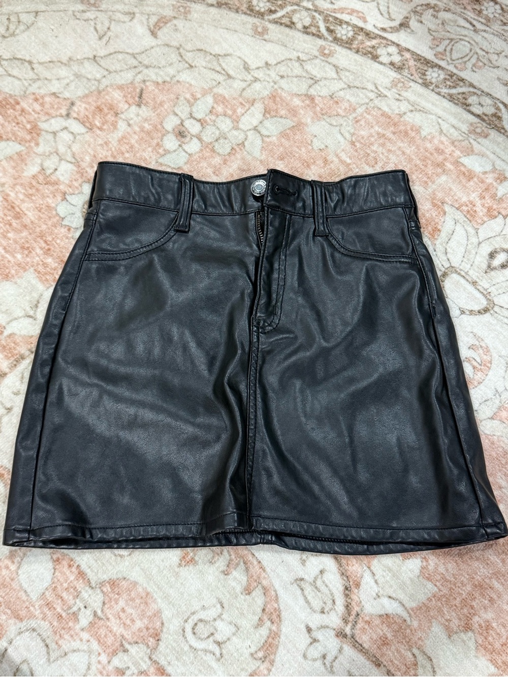 Gap Girls Black Faux Leather High Waist Soft Mini Skirt Sz 10 Trendy Tween NWOT